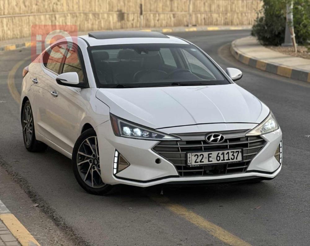 هیۆندای ئەلەنترا